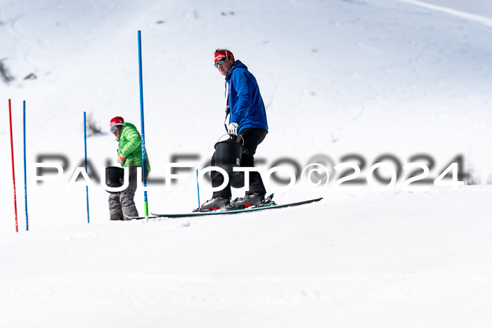 NC Slalom  Damen + Herren Axams, 23.03.2024